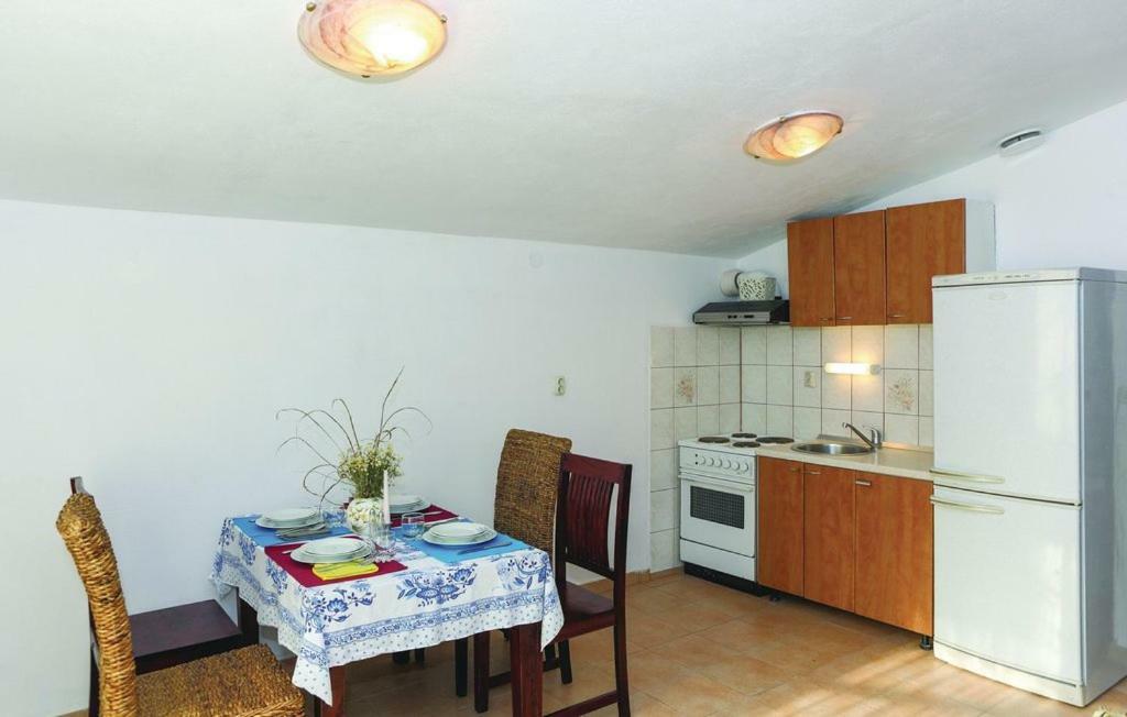 Apartment Ivan Kaštela Екстериор снимка