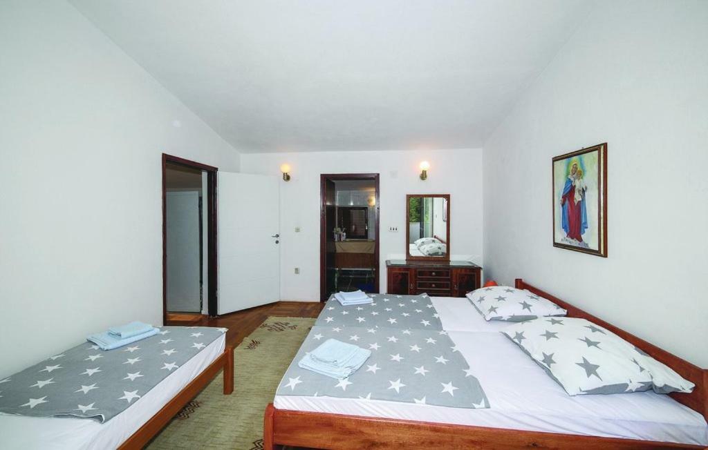 Apartment Ivan Kaštela Екстериор снимка