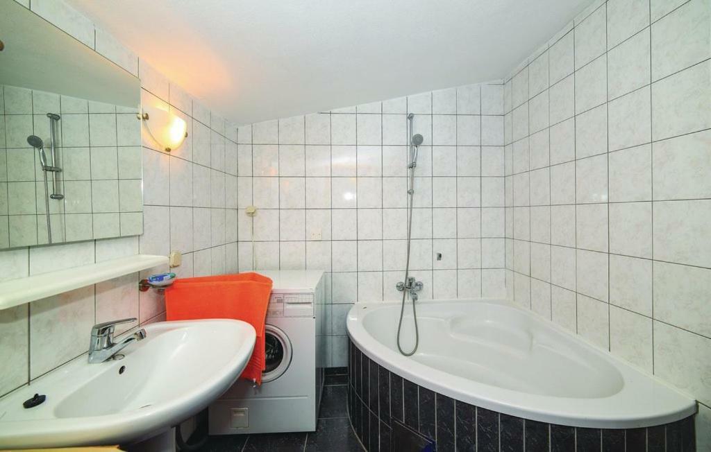 Apartment Ivan Kaštela Екстериор снимка
